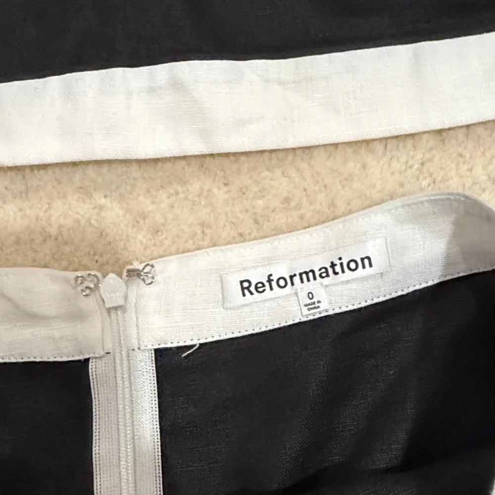 Reformation set - Picture 2 of 4